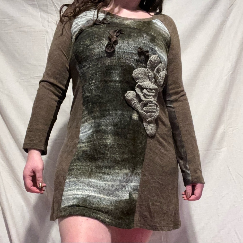 RADZOLI 3-D BROWN AND GREEN DRESS SIZE LARGE